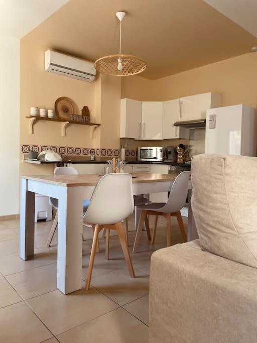 Ferienwohnung T2 Refait A Neuf Calme Et Agreable Narbonne Exterior foto