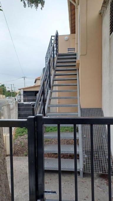 Ferienwohnung T2 Refait A Neuf Calme Et Agreable Narbonne Exterior foto