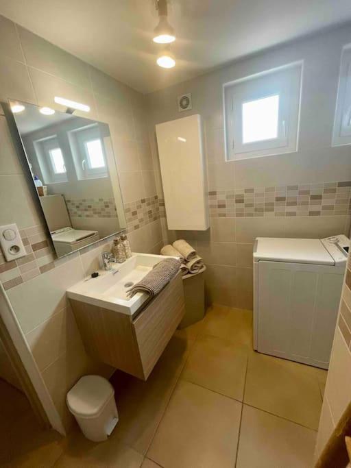 Ferienwohnung T2 Refait A Neuf Calme Et Agreable Narbonne Exterior foto